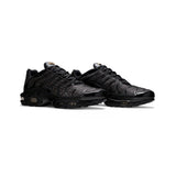 air_max_tn_plus_black_repeat_logo_2020_2