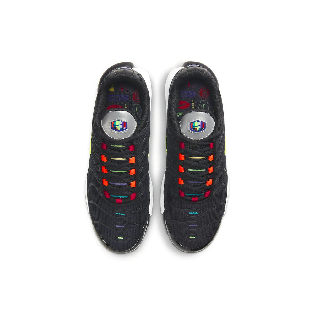 air_max_tn_plus_corduroy_2020_5