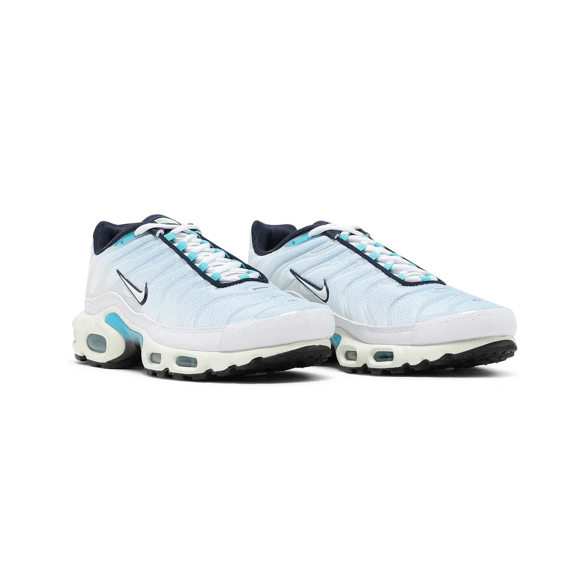 Air-Max-TN-Plus-'Psychic-Blue'-front-side