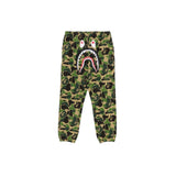 bape_abc_camo_shark_regular_fit_sweatpants_green_2025_1
