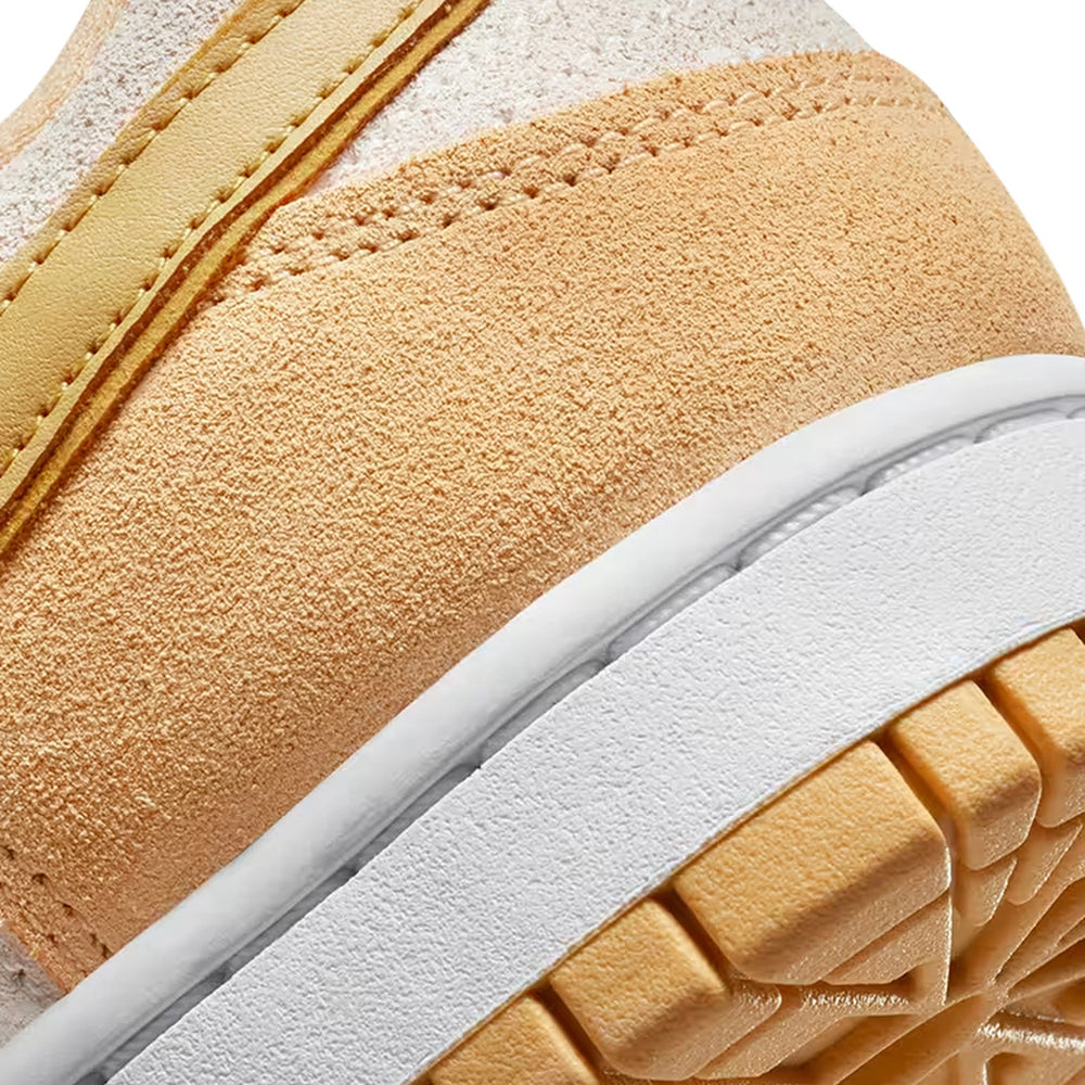 dunk_low_celestial_gold_suede_w_2023_6
