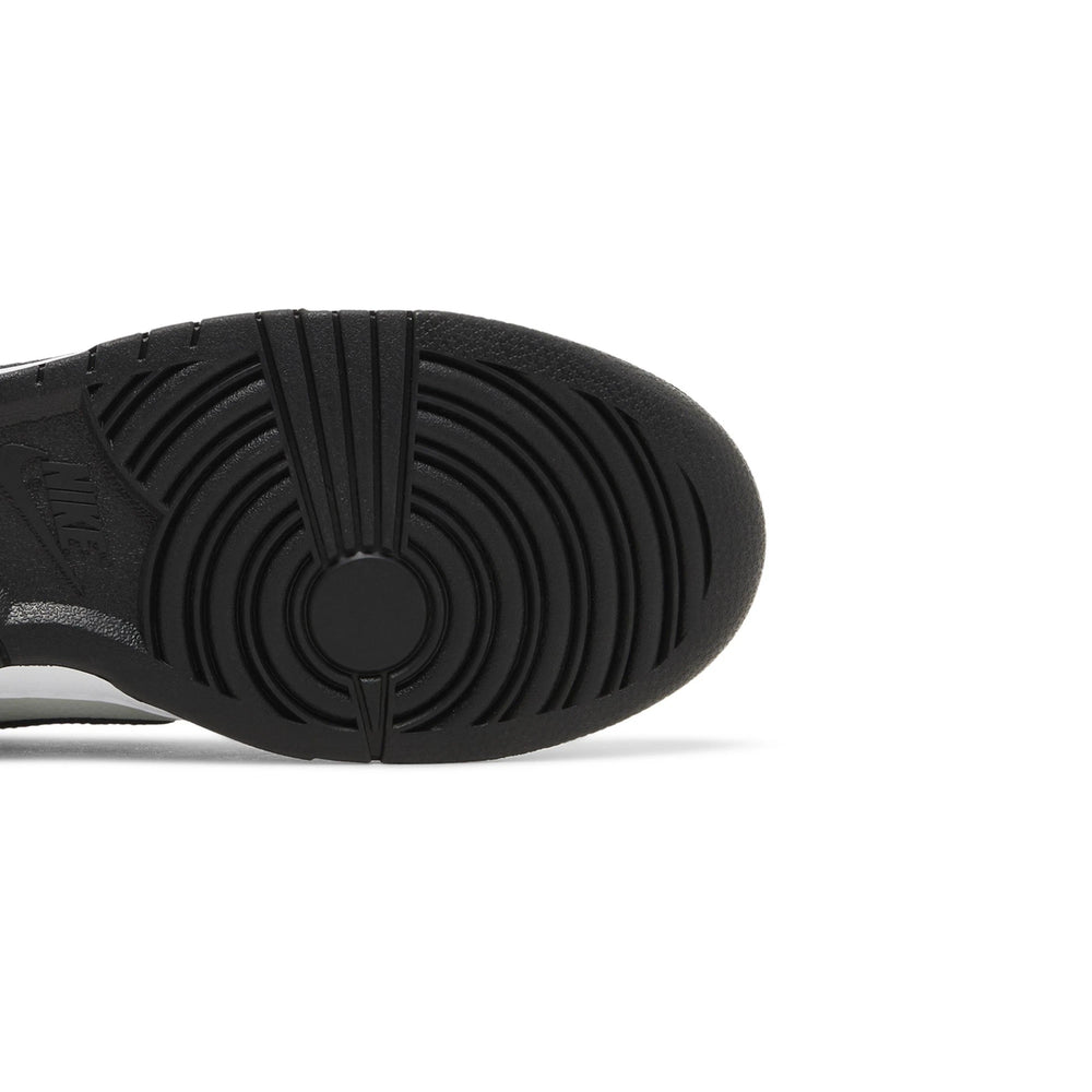 dunk_low_grey_black_orange_mini_swoosh_7