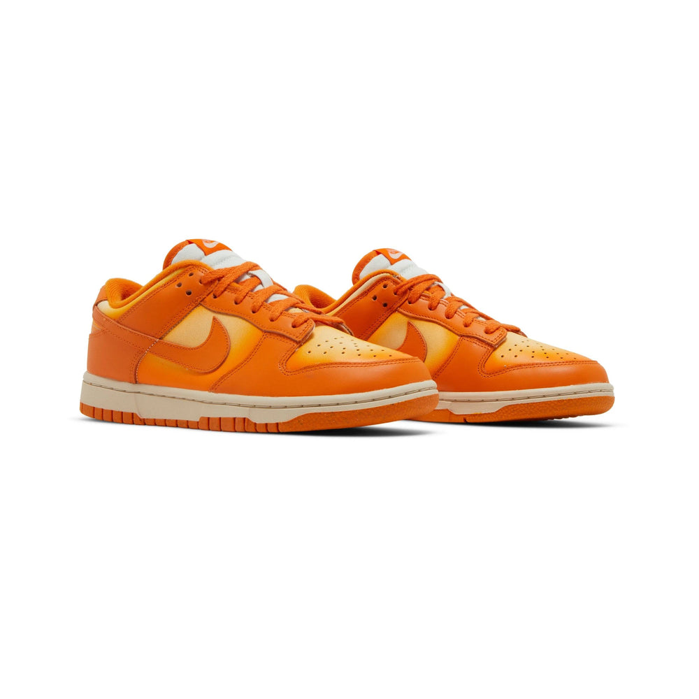 dunk_low_magma_orange_w_2022_2