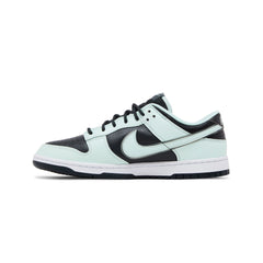 dunk_low_retro_premium_dark_smoke_grey_barely_green_2024_3