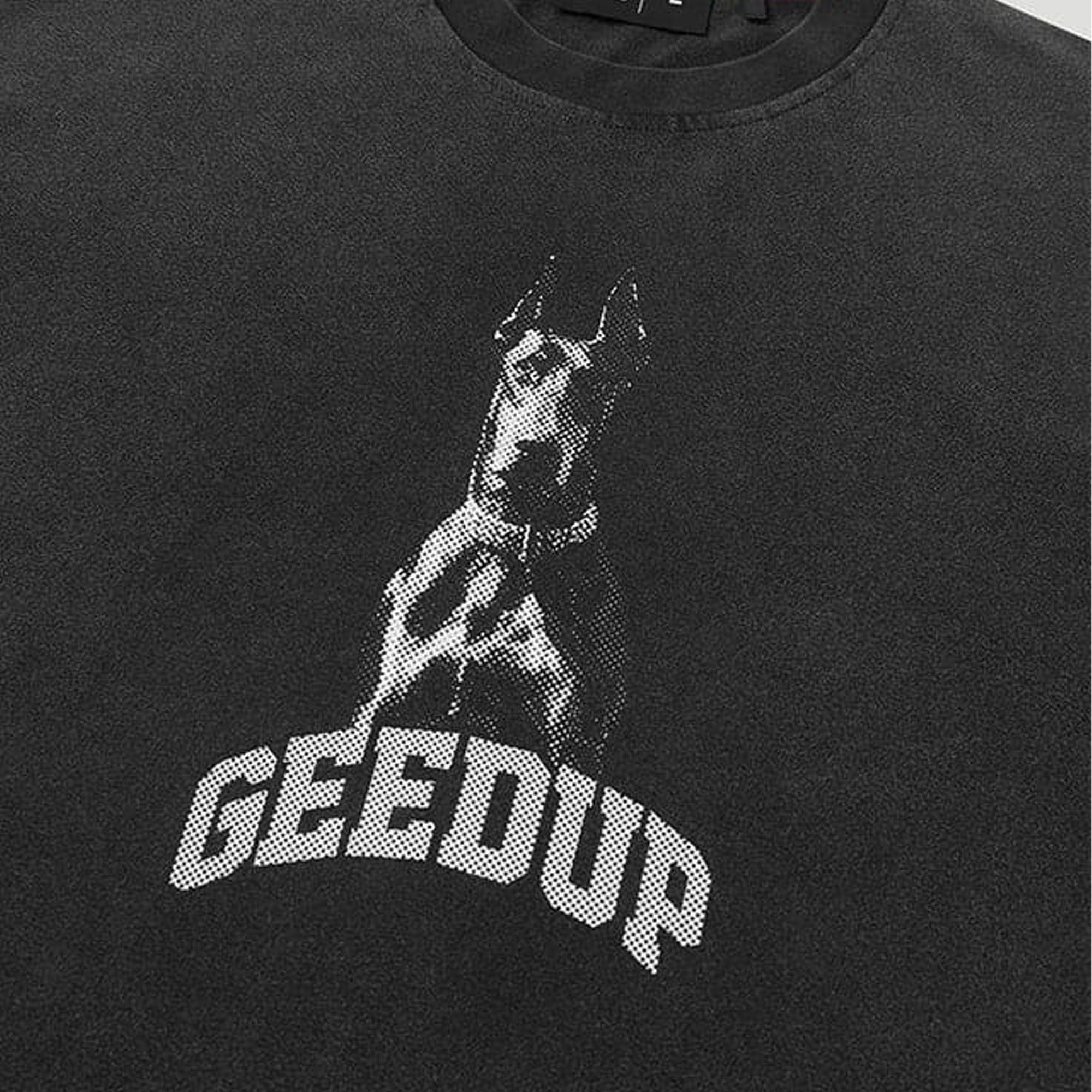 Geedup-L.P.S-Dobermann-T-Shirt-‘Washed-Black’-(2025)- close-up