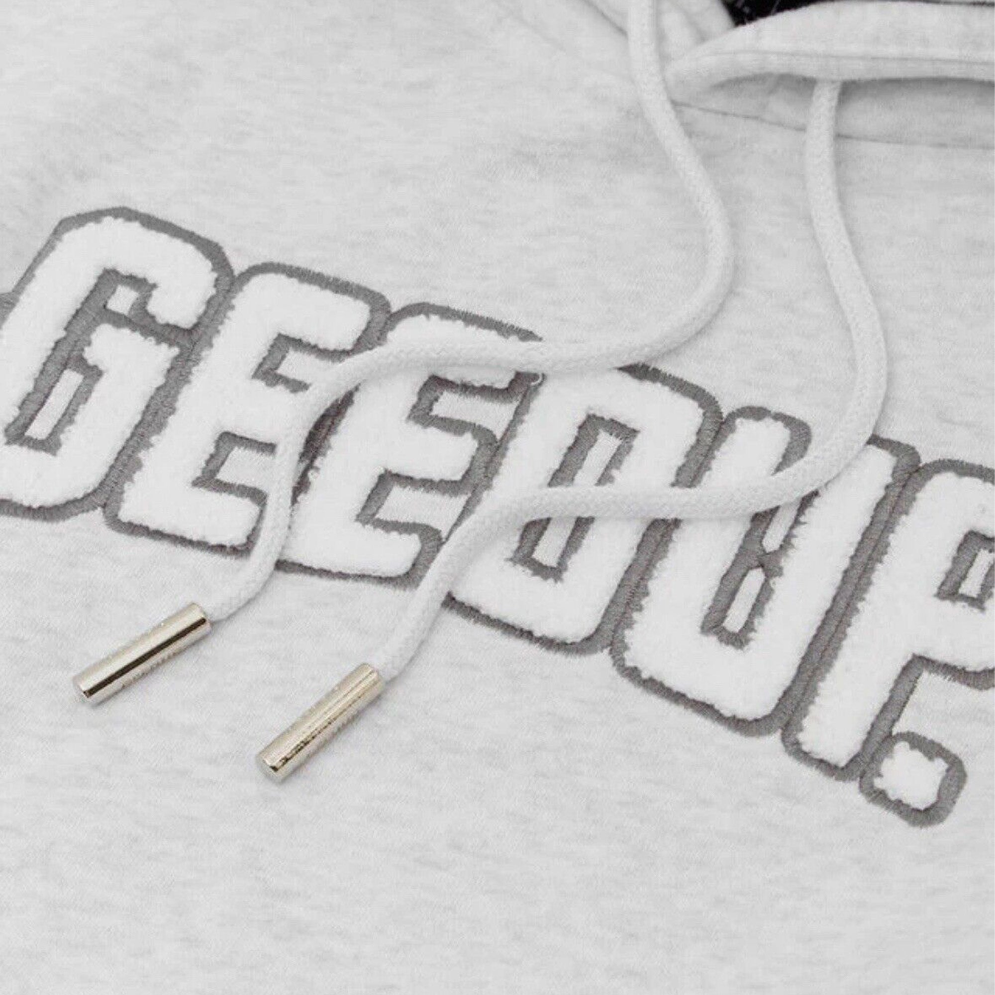 Geedup-Play-For-Keeps-Hoodie-White-Marle/White-(2022)-front-close-up