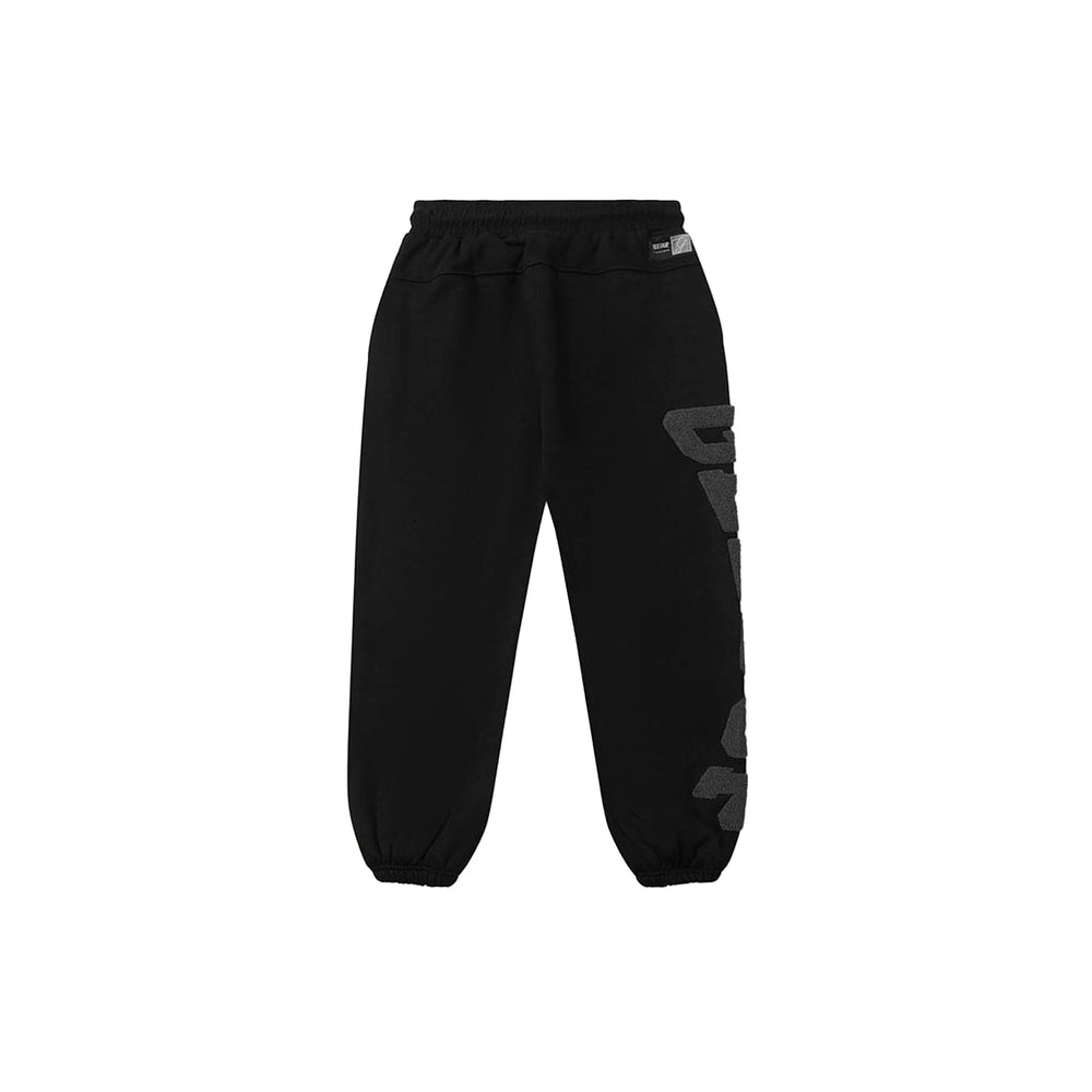geedup_team_logo_cursive_trackpant_black_grey_2026_2