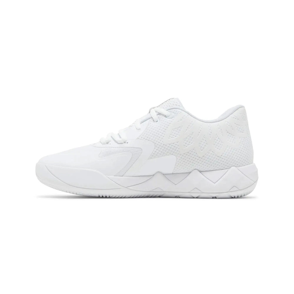 lamelo_ball_mb01_lo_white_silver_2022_3