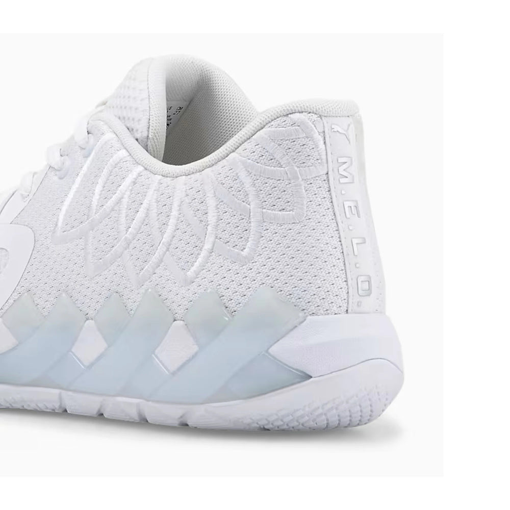 lamelo_ball_mb01_lo_white_silver_2022_9