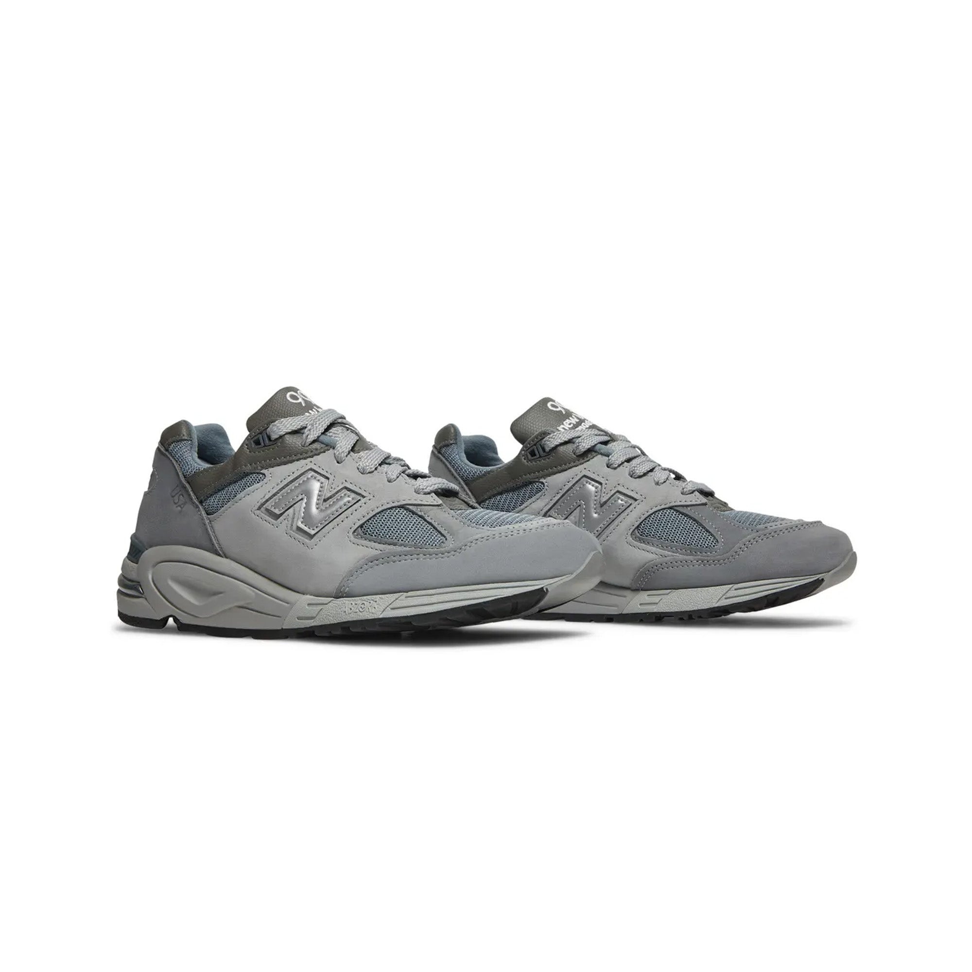 NEW-BALANCE-990v2-X-WTAPS-'Grey'-front-side