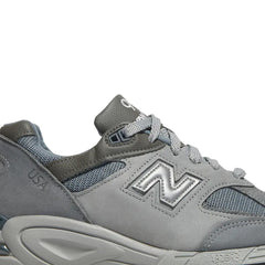 NEW-BALANCE-990v2-X-WTAPS-'Grey'-side-close-up