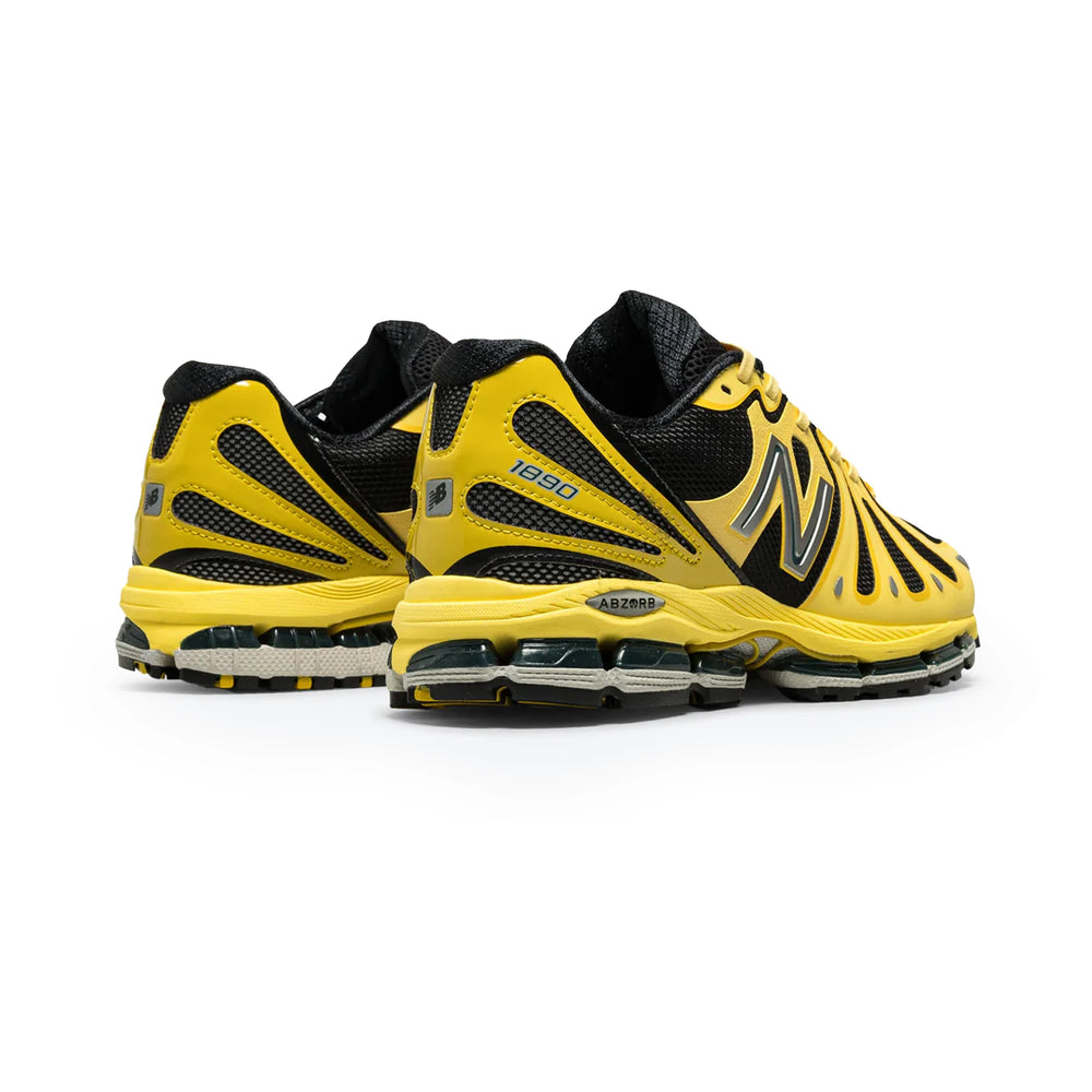 new_balance_1890_star_burst_black_2026_6