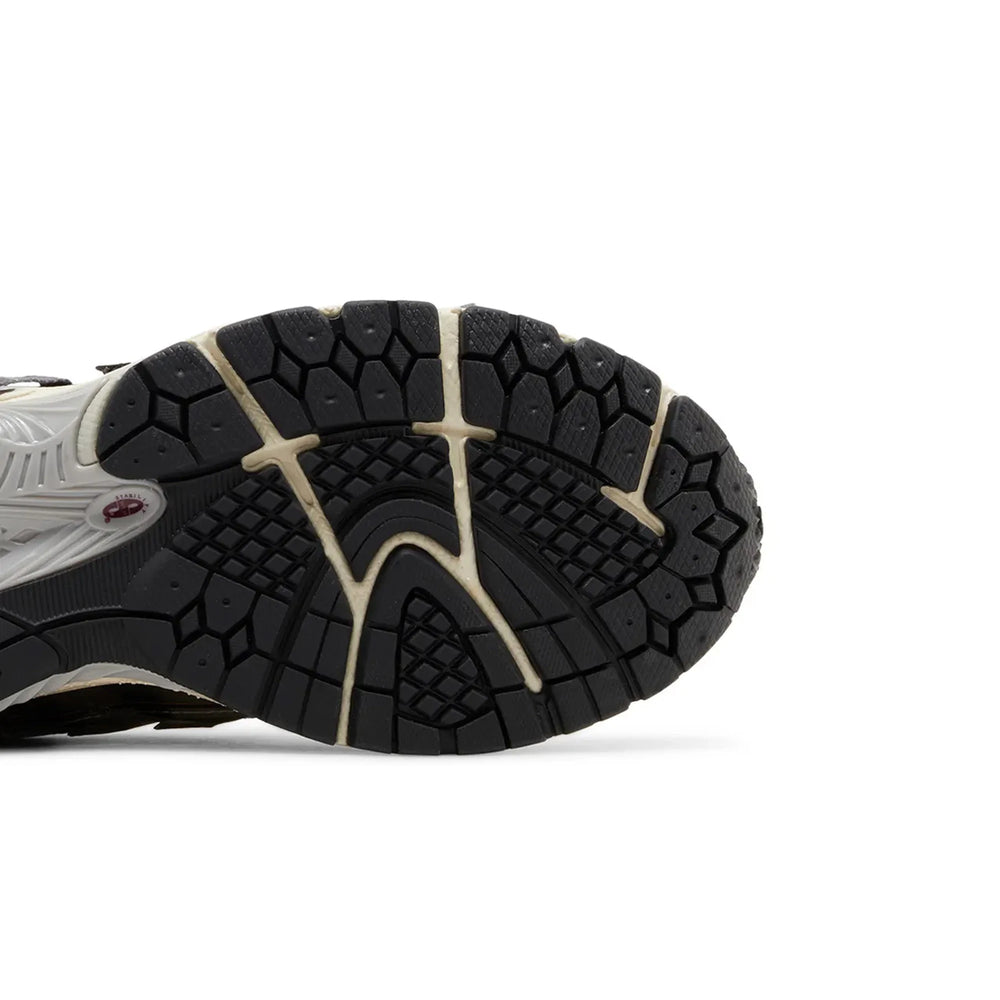 new_balance_1906a_tech_explosion_2024_8