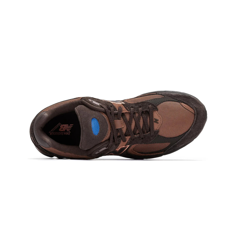 new_balance_2002r_chocolate_2024_5