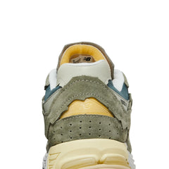 New-Balance-2002R-Protection-Pack-‘Mirage-Grey’-(2022)-back-close-up