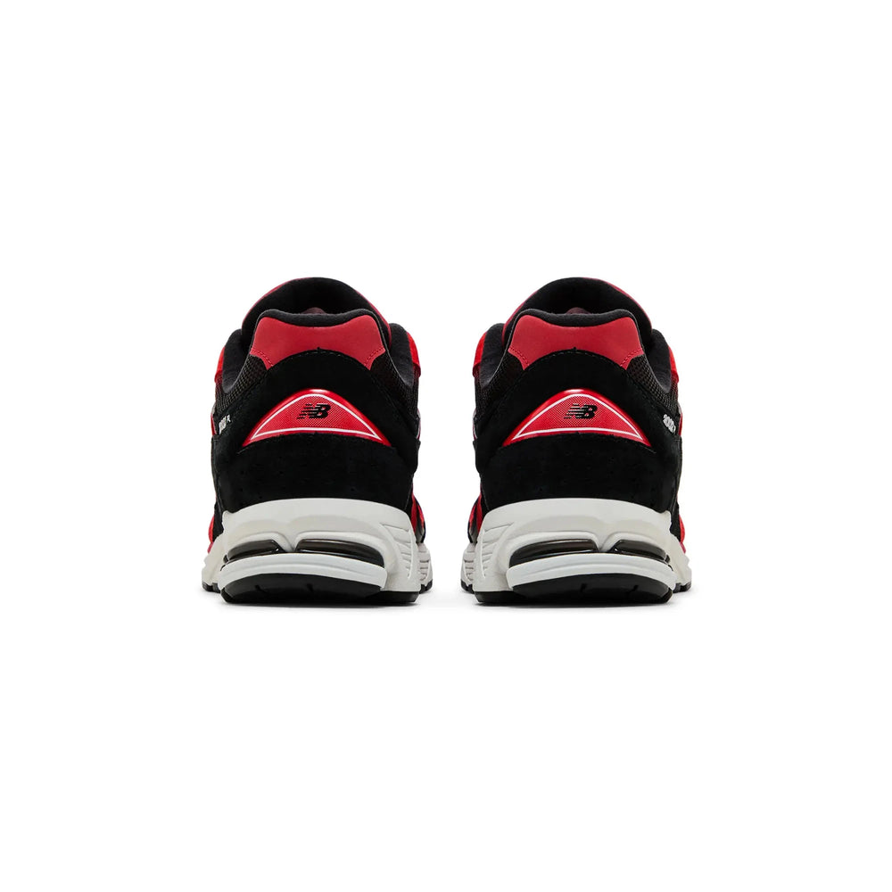 new_balance_2002r_true_red_2025_4