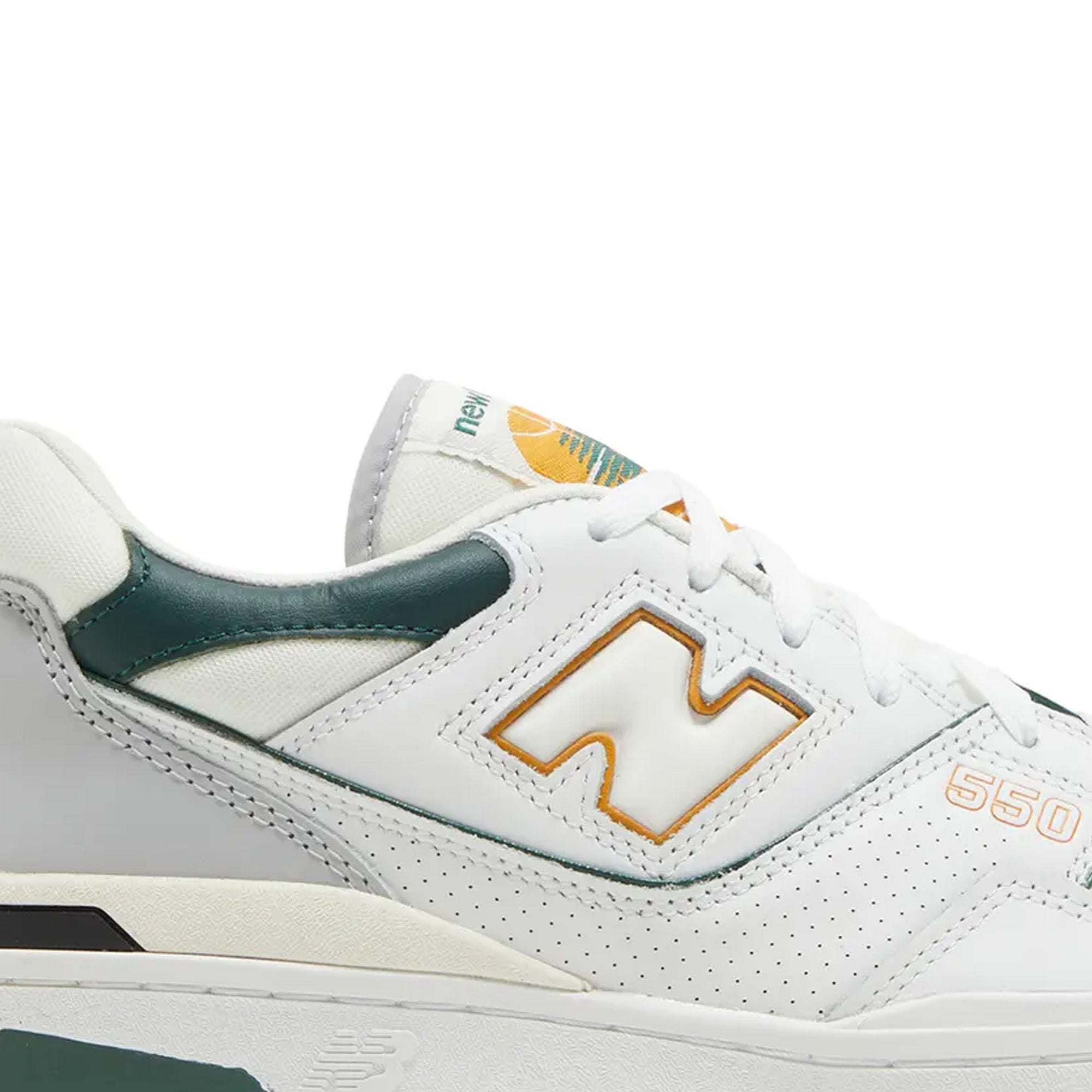 New-Balance-550-‘White-Nightwatch-Green’-(2022)-side-close-up