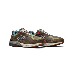 New-Balance-990v3-‘MiUSA-Bodega-Here-To-Stay’-(2021)-3