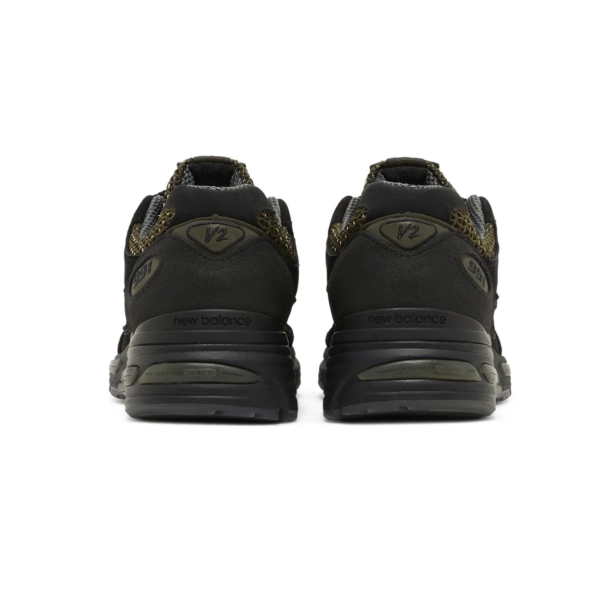 New-Balance-991v2-MiUK-X-Stone-Island-'Black'-(2023)-back