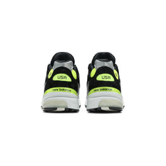 New-Balance-992-MiUSA-‘Black-Grey-Volt’-(2020)-4