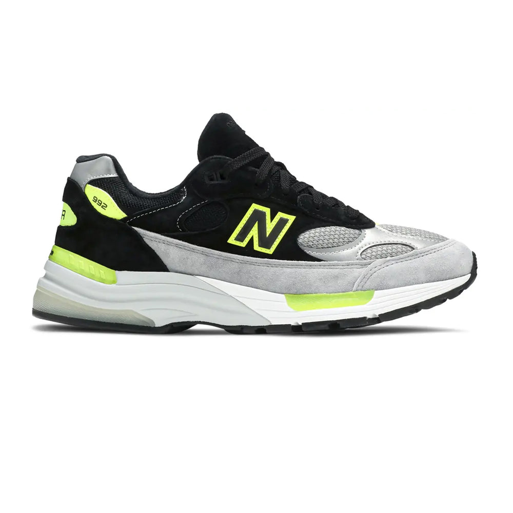 New-Balance-992-MiUSA-‘Black-Grey-Volt’-(2020)-