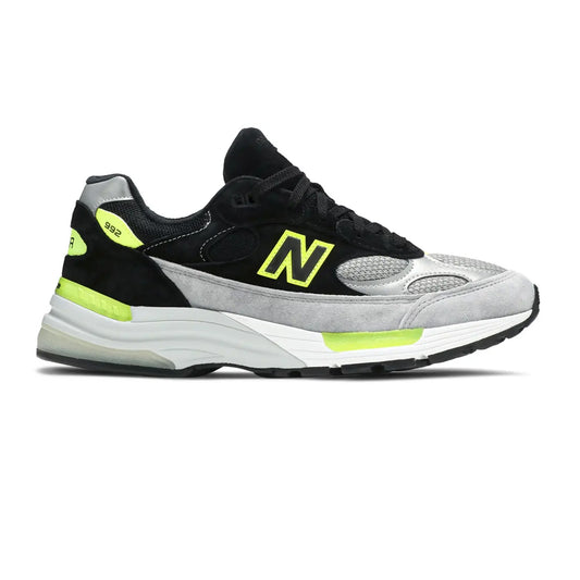New-Balance-992-MiUSA-‘Black-Grey-Volt’-(2020)-