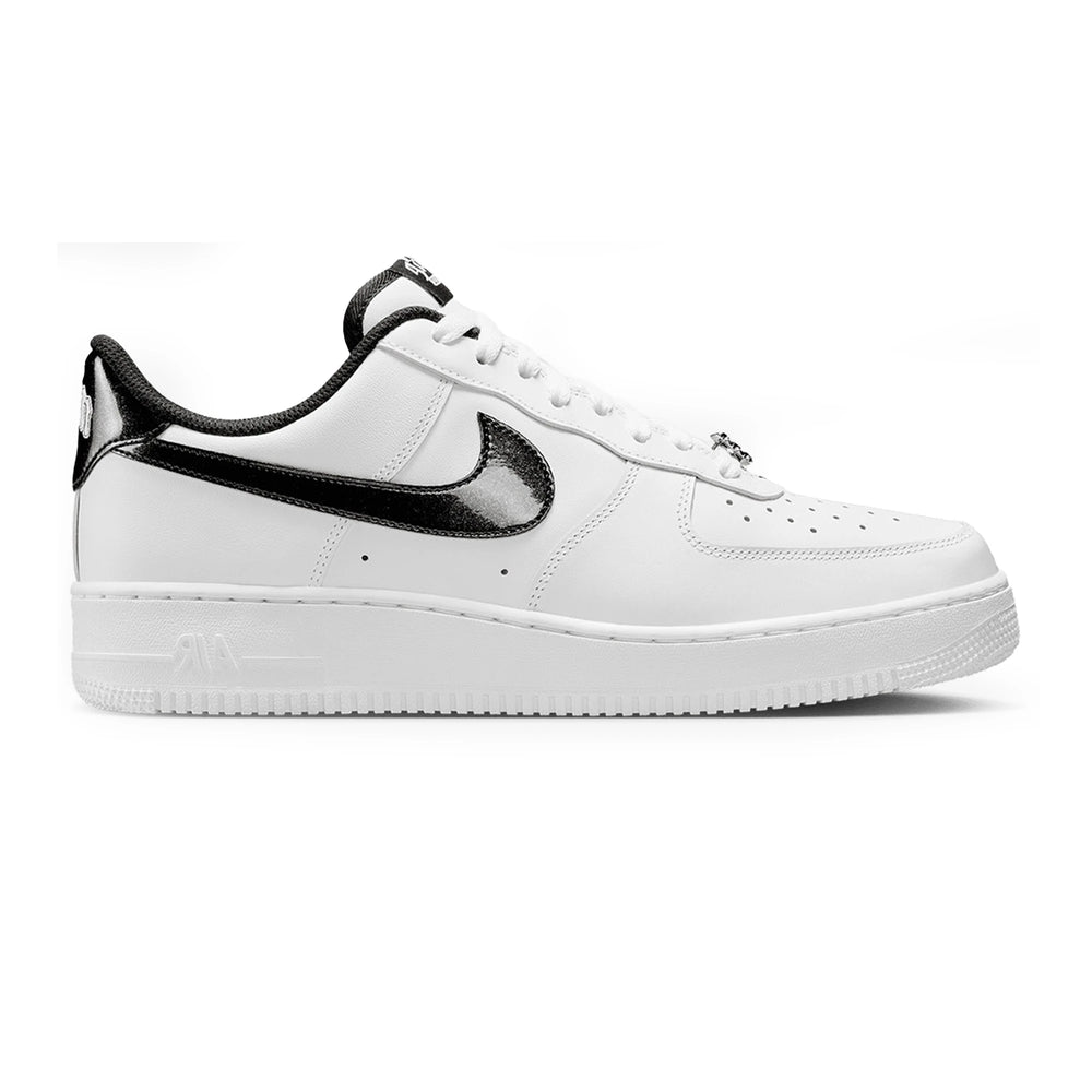 nike_air_force_1_07_lv8_white_black_2026_1