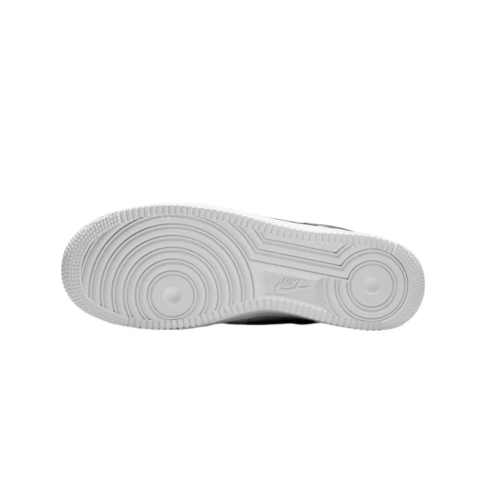 nike_air_force_1_07_lv8_white_black_2026_5