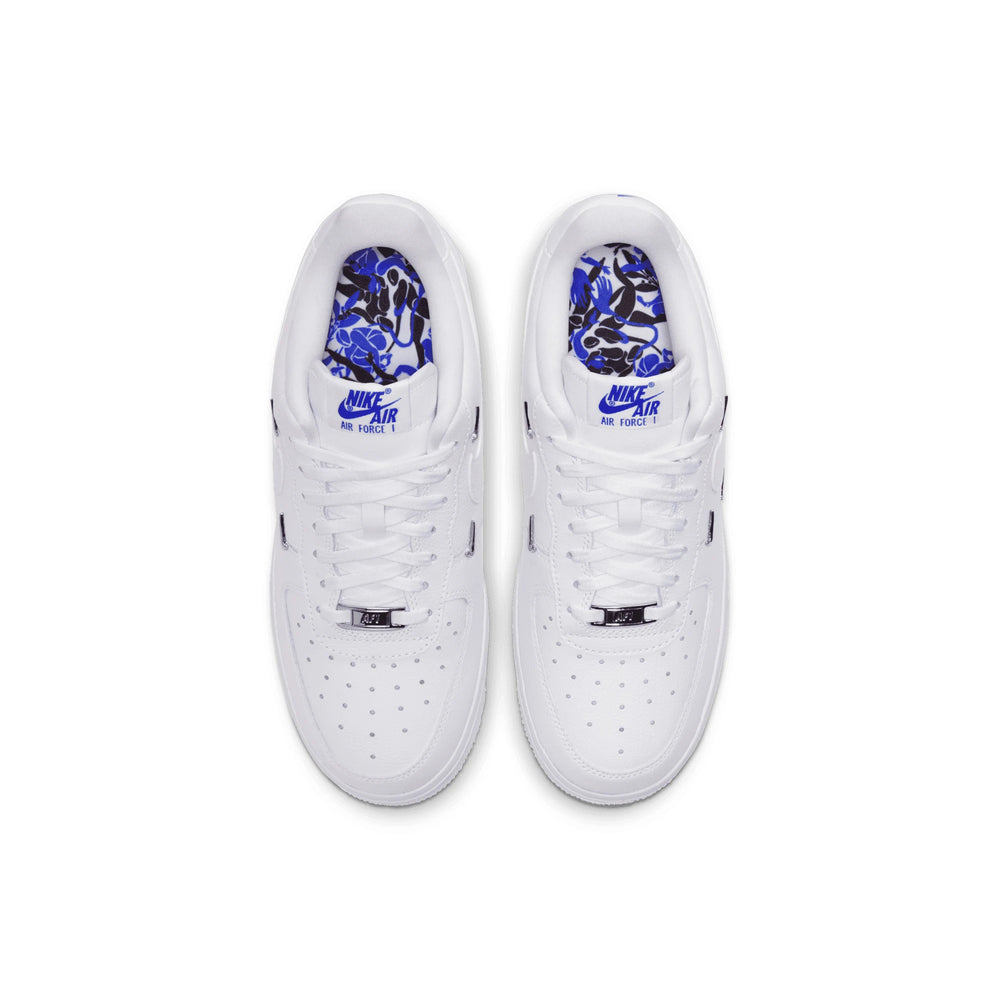 nike_air_force_1_07_lx_white_hyper_royal_black_2020_5