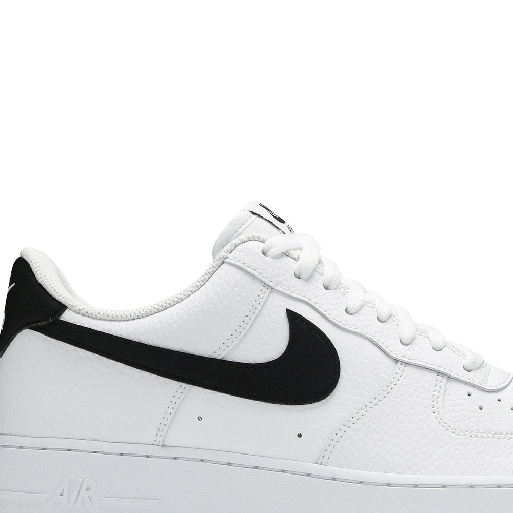 nike_air_force_1_low_07_white_black_pebbled_leather_2021_2