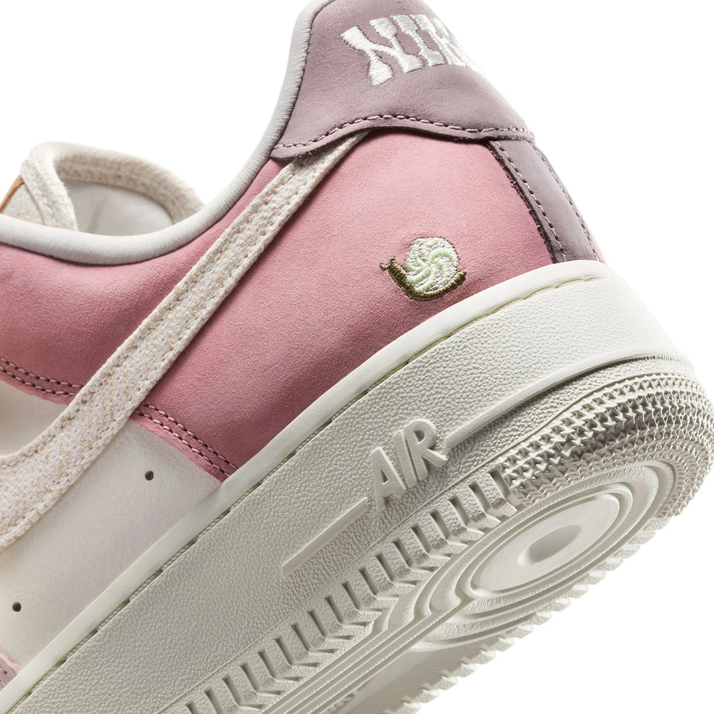 nike_air_force_1_low_mushroom_womens_2025_7