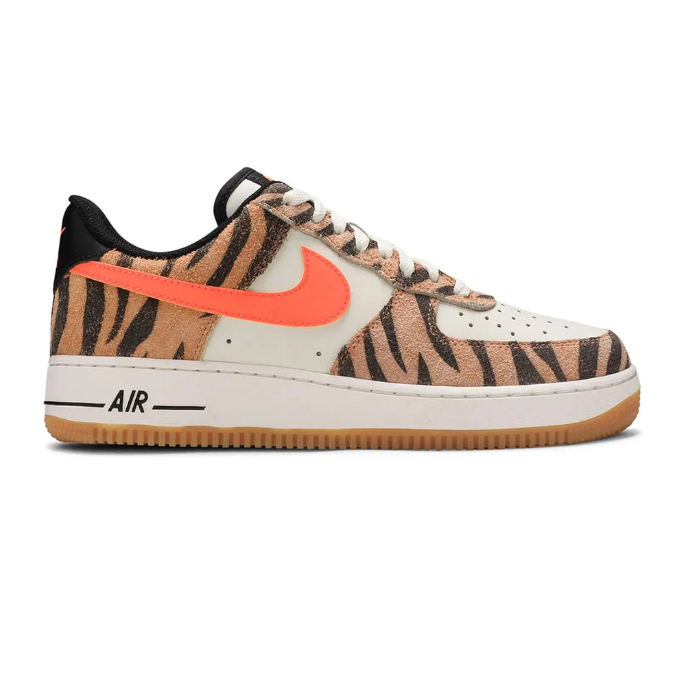 nike_air_force_1_low_premium_daktari_stripes_2021_1