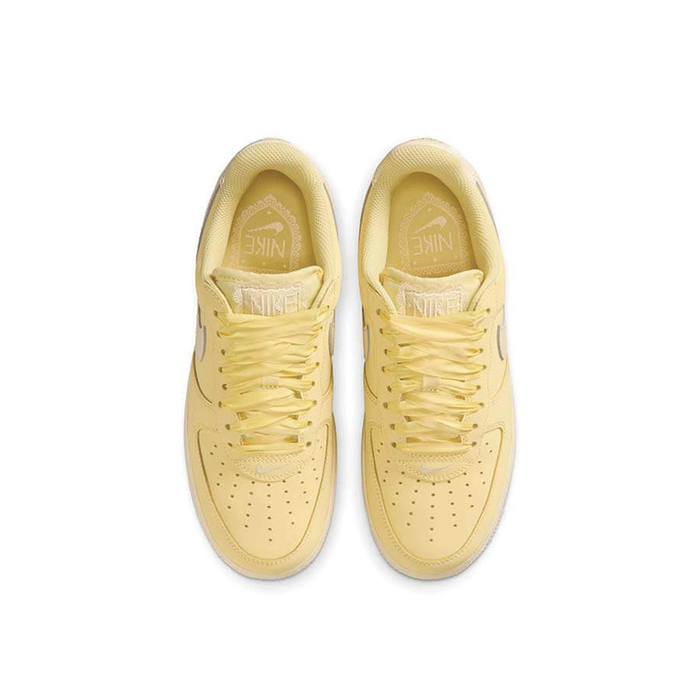 nike_air_force_1_low_soft_yellow_2026_5