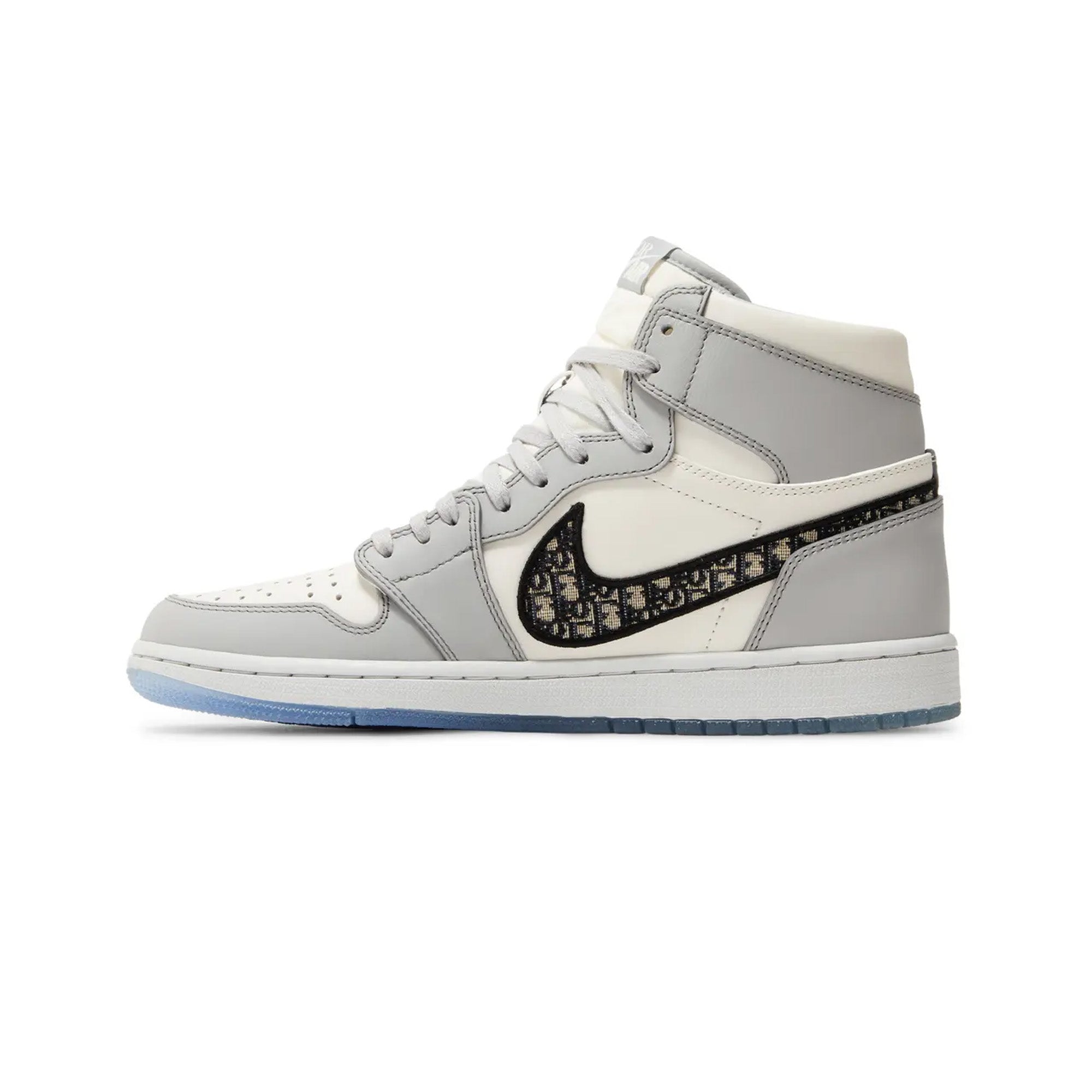 Nike-Air-Jordan-1-Retro-High-x-DIOR-‘Wolf-Grey’-(2020)-side-2