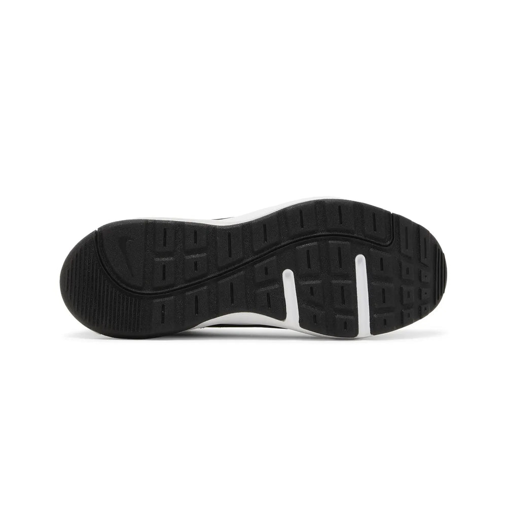 nike_air_max_ap_white_bright_crimson_black_2021_5
