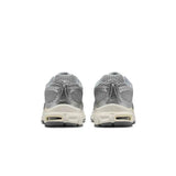 nike_air_max_moto_2k_light_smoke_grey_metallic_silver_4