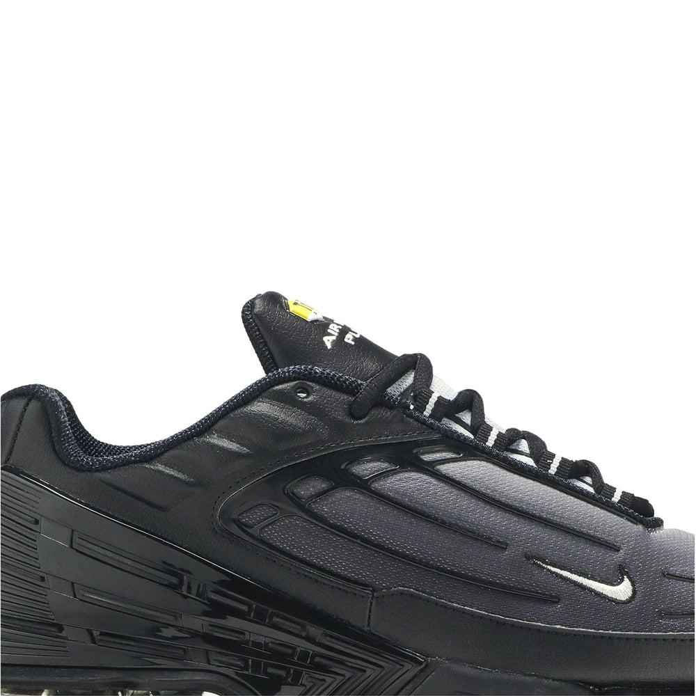 nike_air_max_plus_3_black_wolf_grey_2019_6