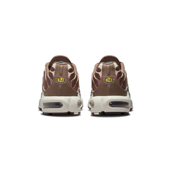 nike_air_max_plus_mink_brown_baroque_brown_sail_metallic_silver_womens_2025_4