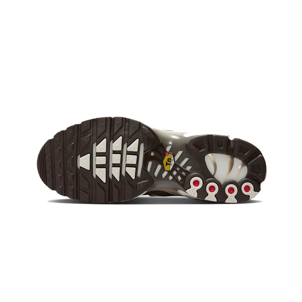 nike_air_max_plus_mink_brown_baroque_brown_sail_metallic_silver_womens_2025_8
