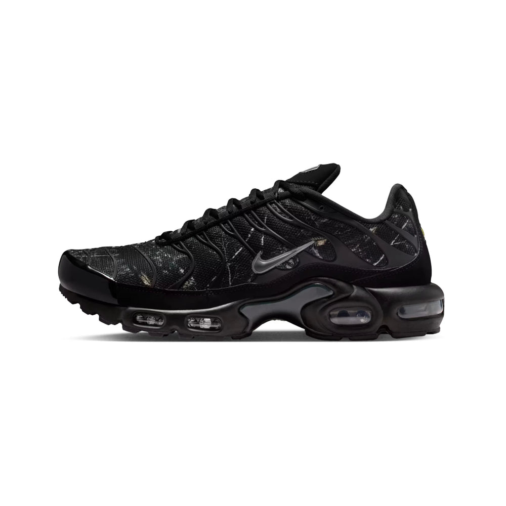 nike_air_max_plus_tn_black_wood_camo_3