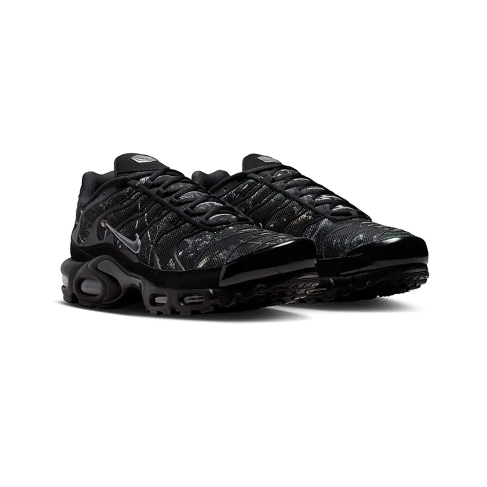 nike_air_max_plus_tn_black_wood_camo_2