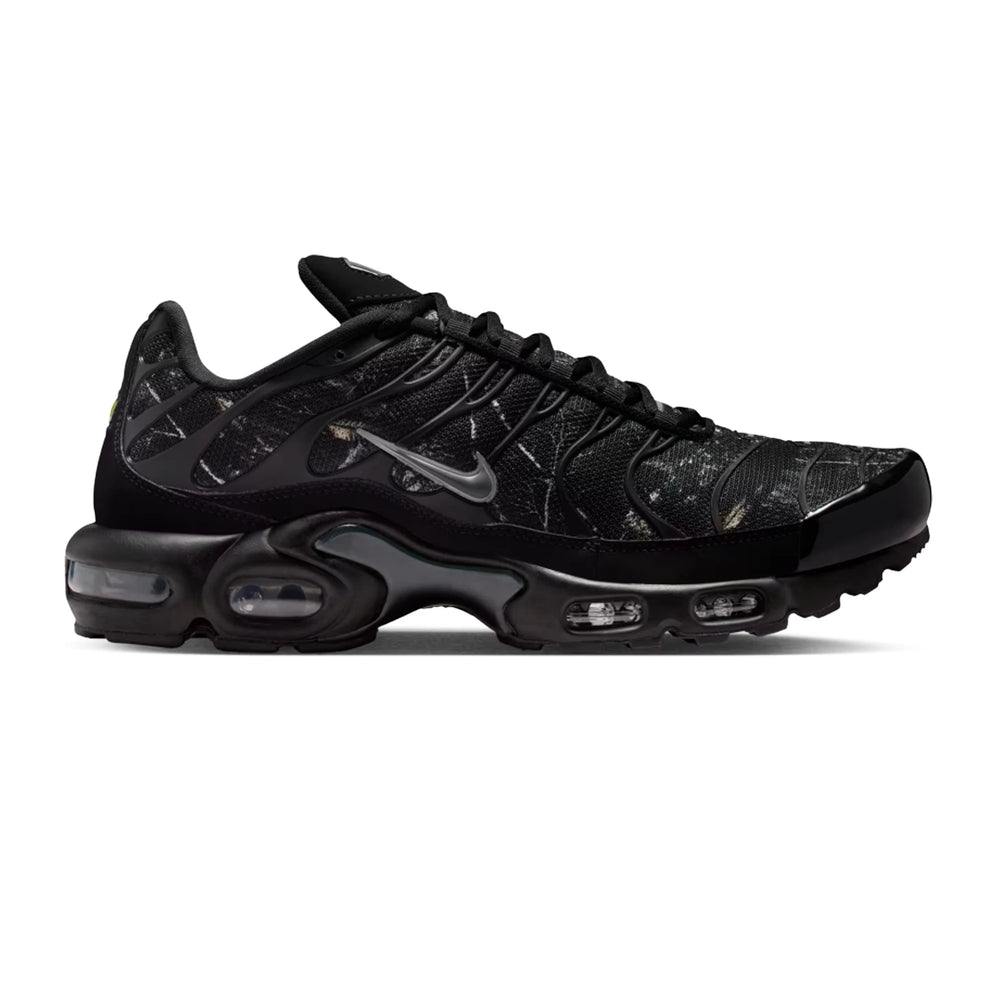 nike_air_max_plus_tn_black_wood_camo_1