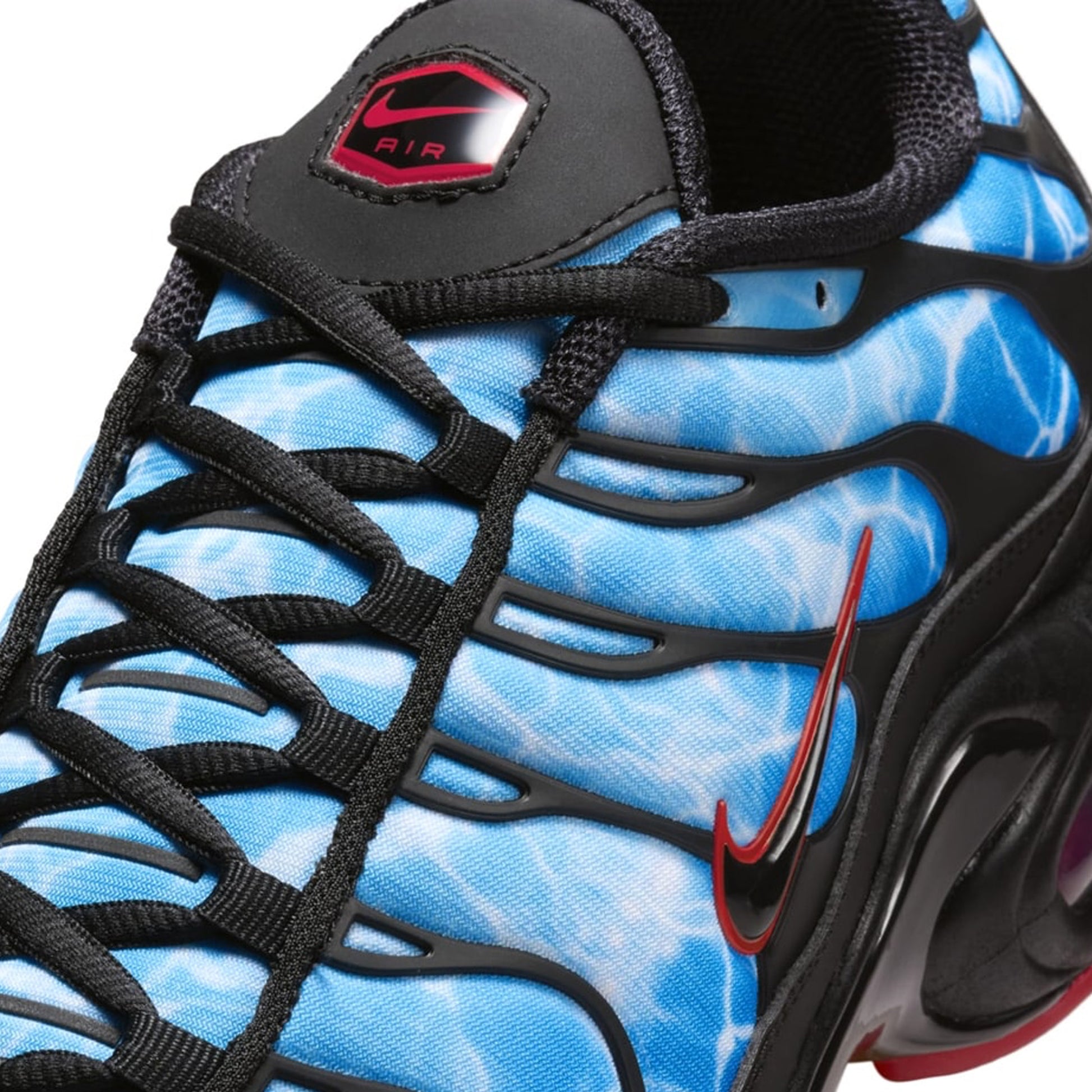 Nike Air Max Plus TN Shark Attack PUSHAS