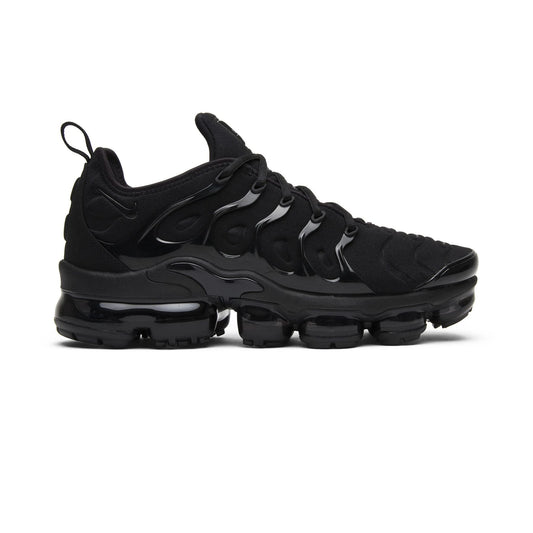 nike_air_vapormax_plus_triple_black_2018_1