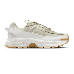 nike_air_zoom_vomero_5_roam_sail_light_stone_womens_2025_1