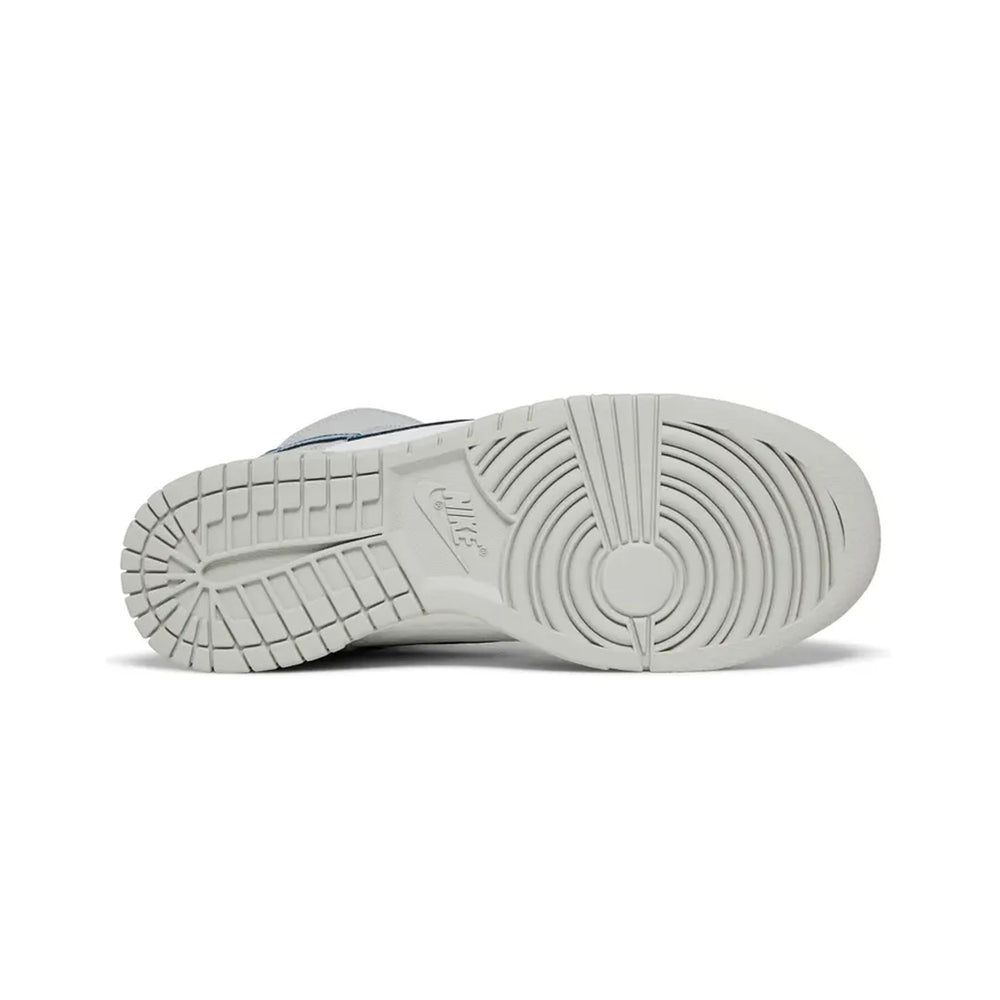 Nike-Dunk-High-‘FLS’-W-(2022)-5