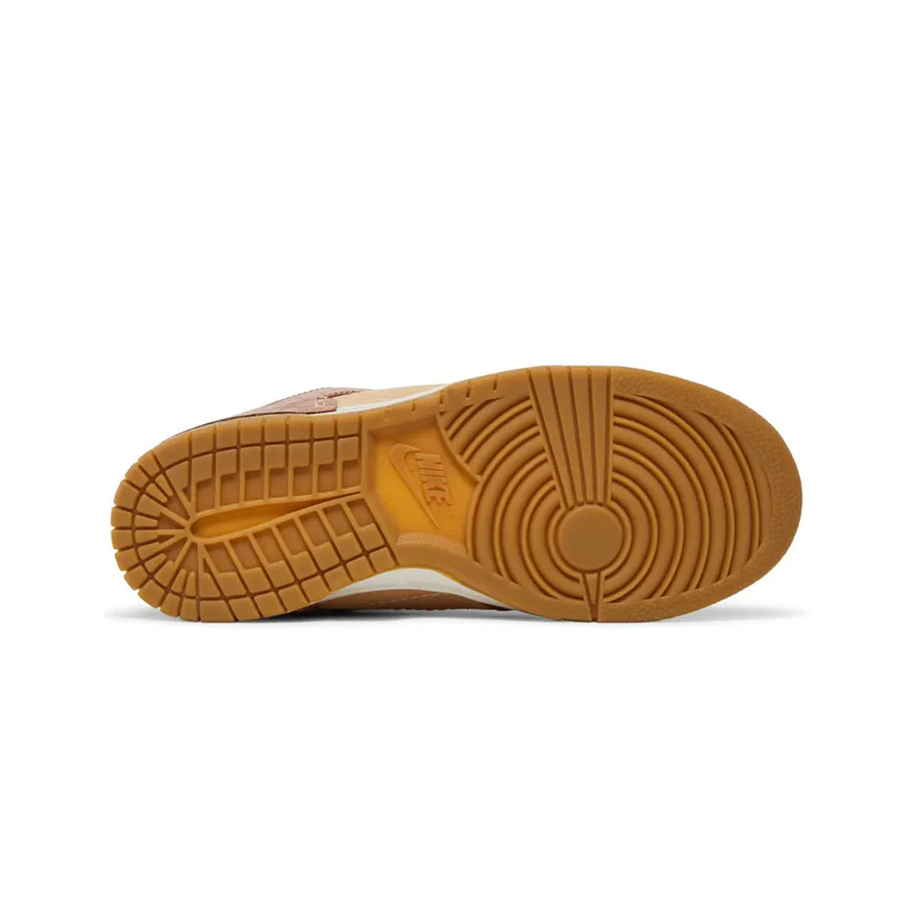 Nike-Dunk-Low-Disrupt-2-‘Mineral-Clay’-W-(2022)-6