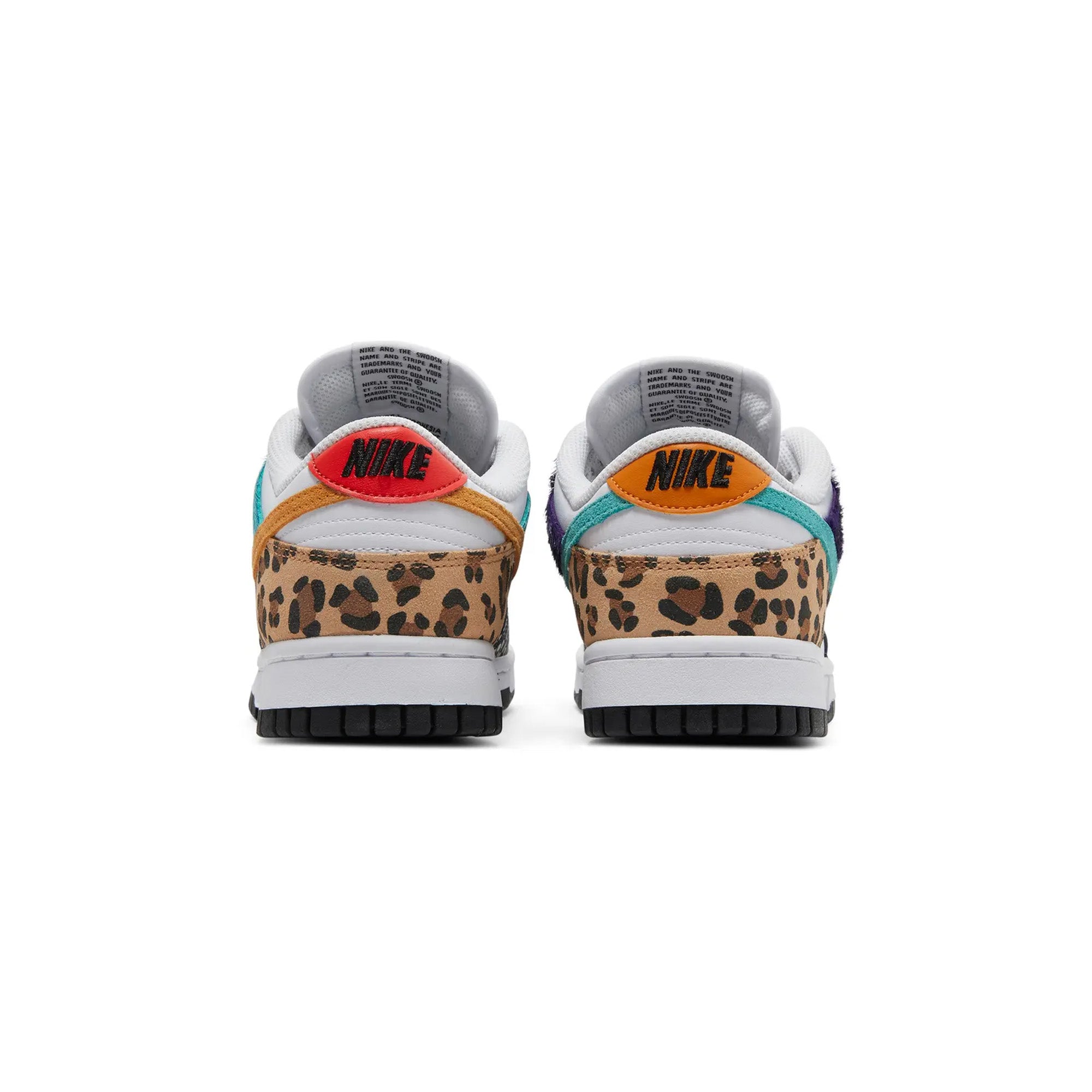 Nike-Dunk-Low-SE-‘Safari’-W-(2022)-back