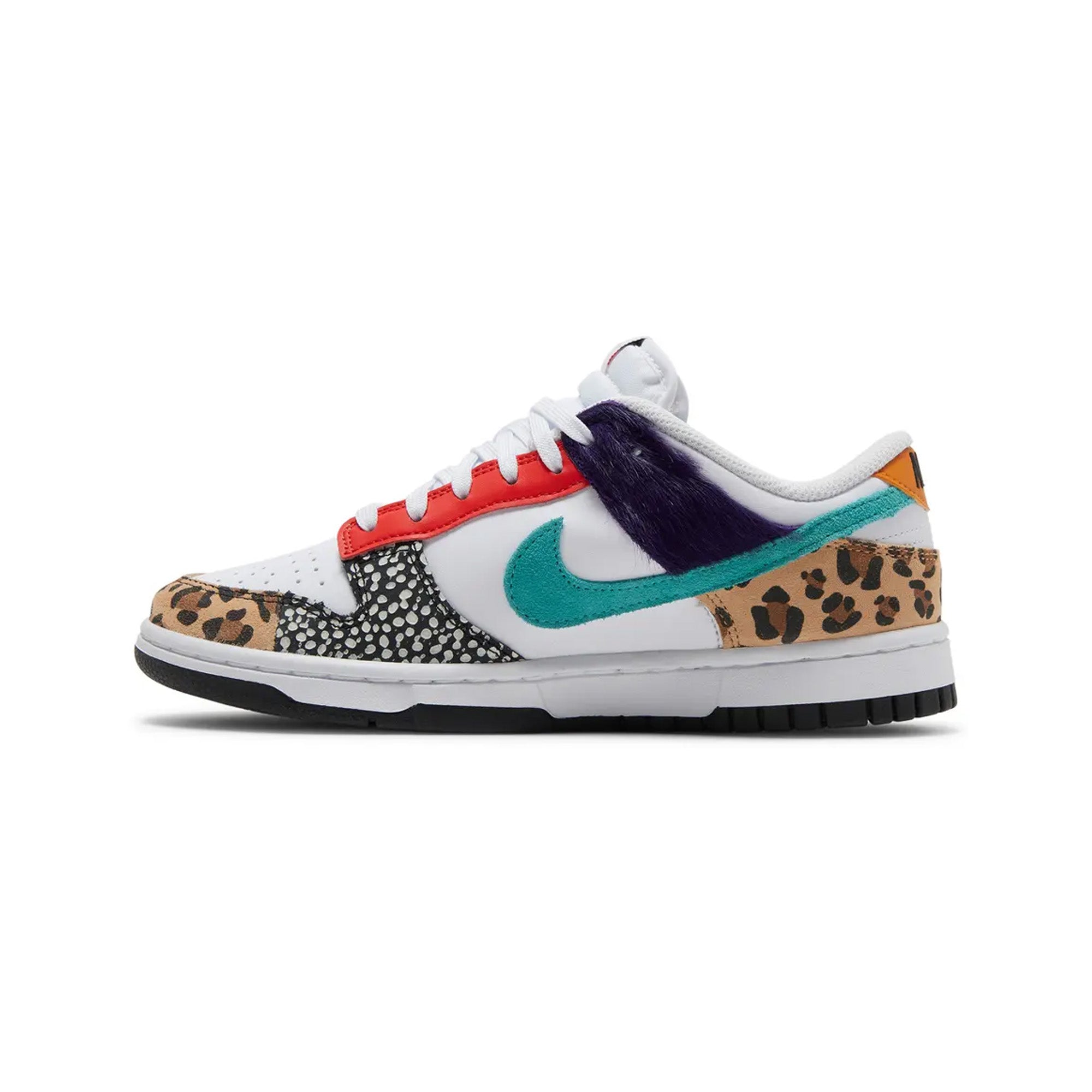 Nike-Dunk-Low-SE-‘Safari’-W-(2022)-side-2