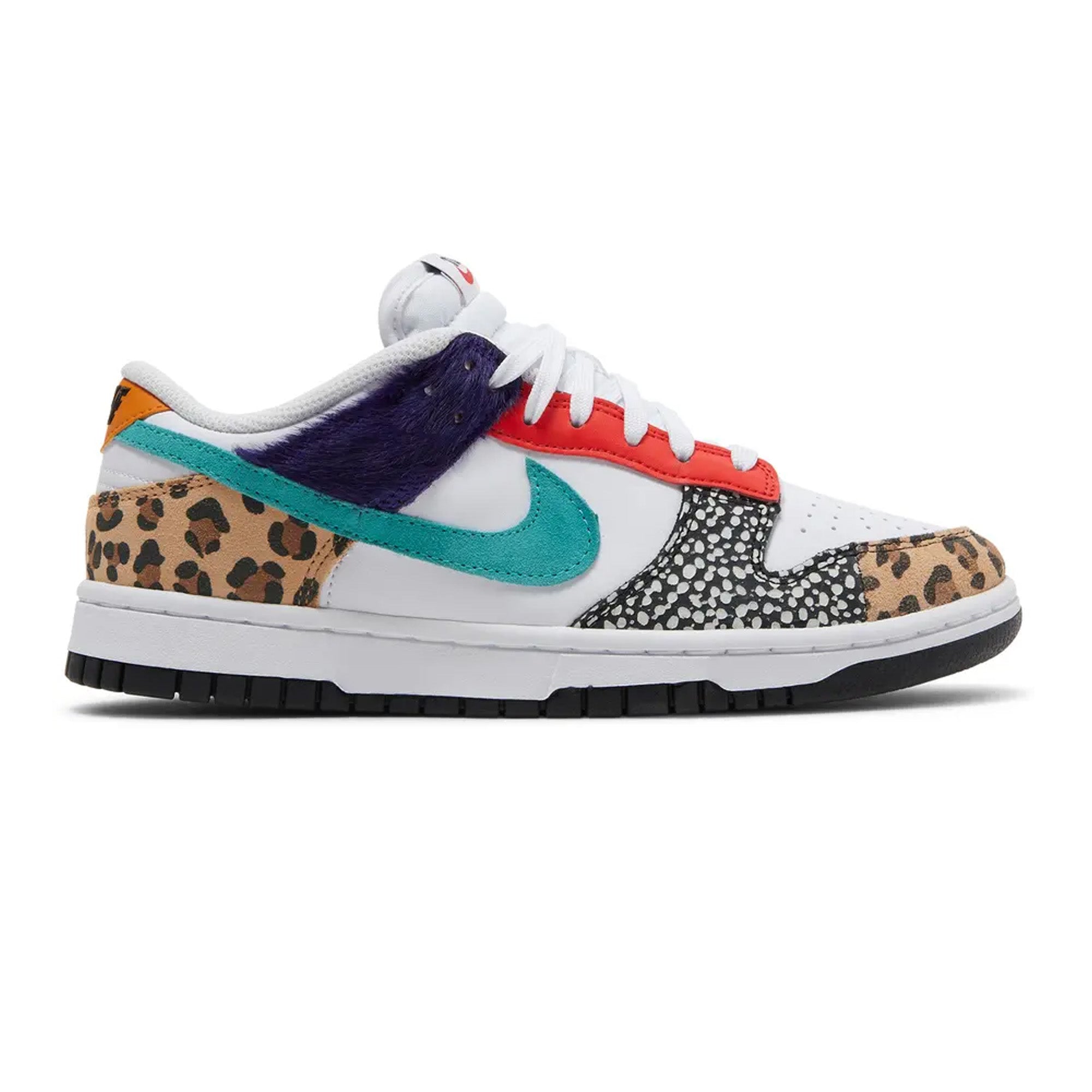 Nike-Dunk-Low-SE-‘Safari’-W-(2022)-side